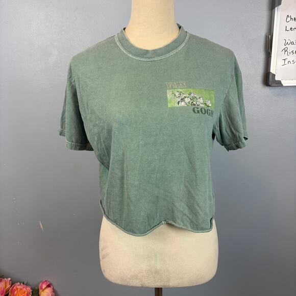 The Normal Brand Tops - Graphic Tee Van Gogh Vase of Flowers Artsy Crop Mineral Wash Boxy Grunge med.